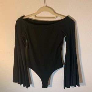 💚FASHION NOVA Black Off The Shoulder